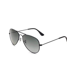 Load image into Gallery viewer, New Design Pilot Polarized Sunglasses Men Metal Frame