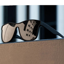 Load image into Gallery viewer, Square Polarized Sunglasses Fashion One-piece Lens
